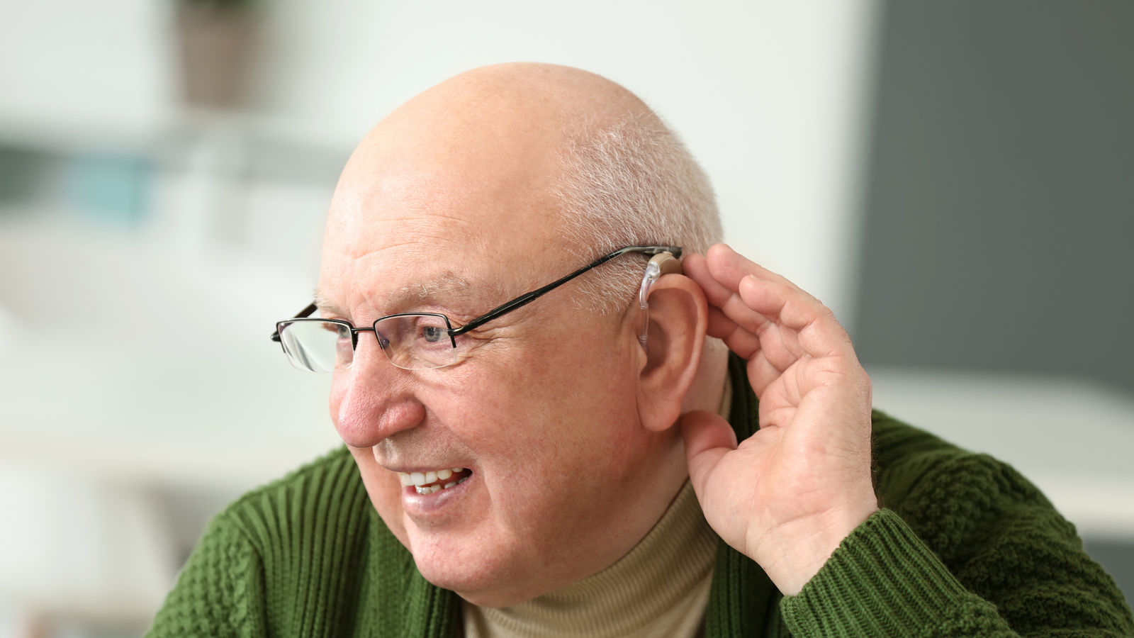 Advantages of Analog Hearing Aids